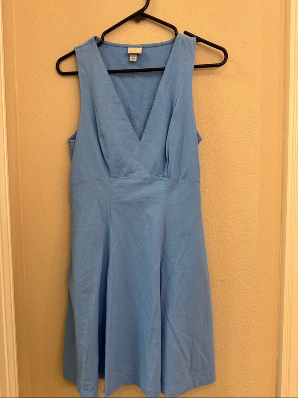 a new day Sky Blue Sleeveless V-Neck Midi Dress